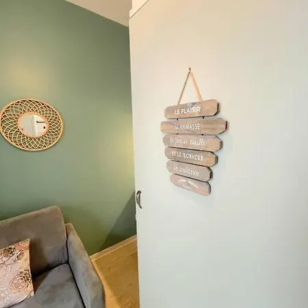 Apartment Mini-studio De 10m² En Centre-ville De *